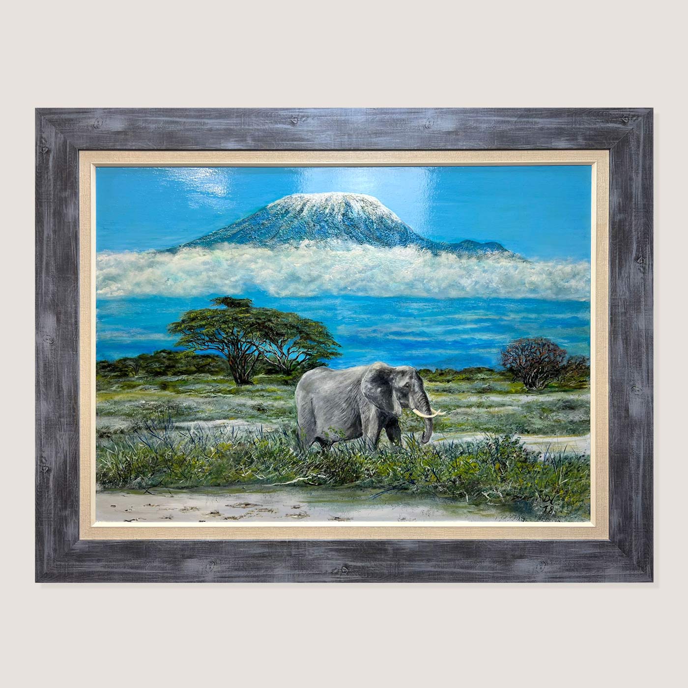 Elefant am Fuße des Kilimanscharo